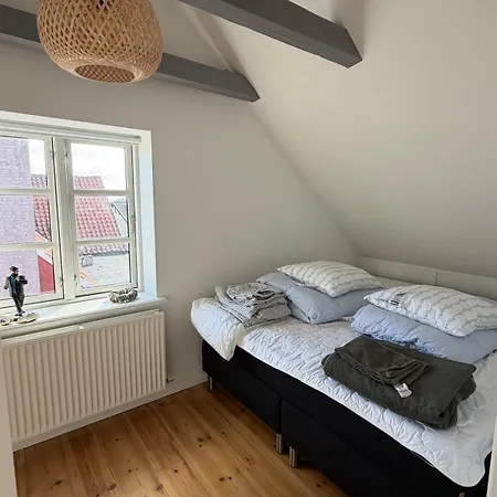 Σπίτι διακοπών Charming, Newly Renovated Large Family Townhouse *