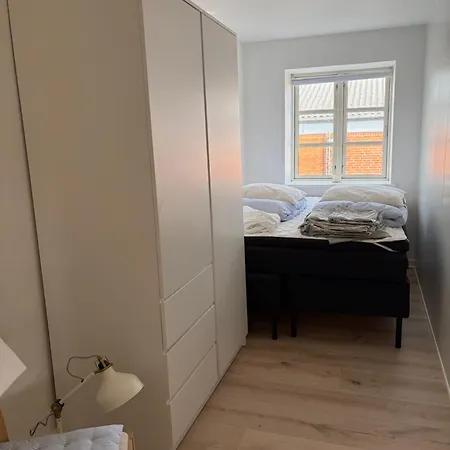 Σπίτι διακοπών Charming, Newly Renovated Large Family Townhouse Marstal